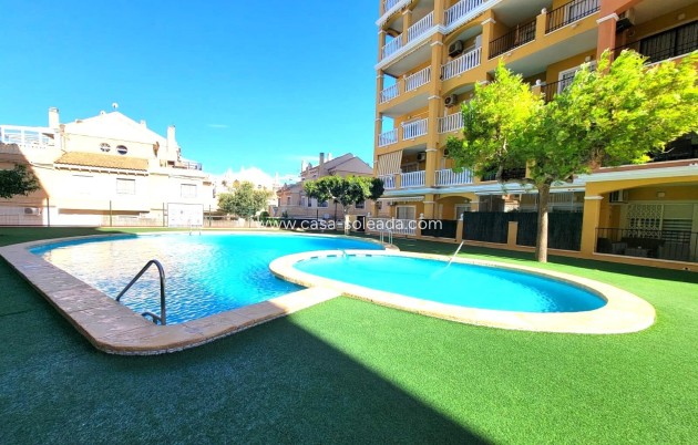 Adosado - Reventa - Torrevieja - Aguas nuevas
