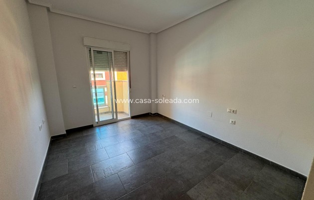 Apartamento / piso - Reventa - Almoradí - Inland