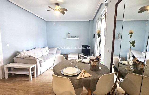 Apartamento / piso - Reventa - Torrevieja - Center