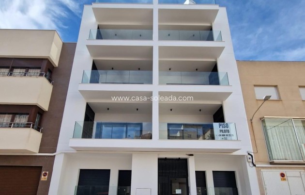 Apartment / flat - New Build - Guardamar del Segura - Pueblo