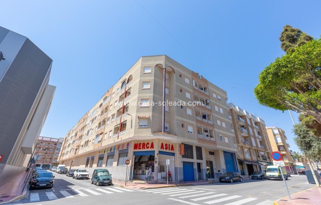 Apartment / flat - Resale - Guardamar del Segura - Pueblo