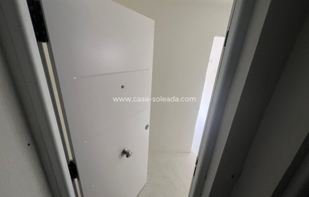 Apartment / flat - Resale - Torrevieja - Acequion