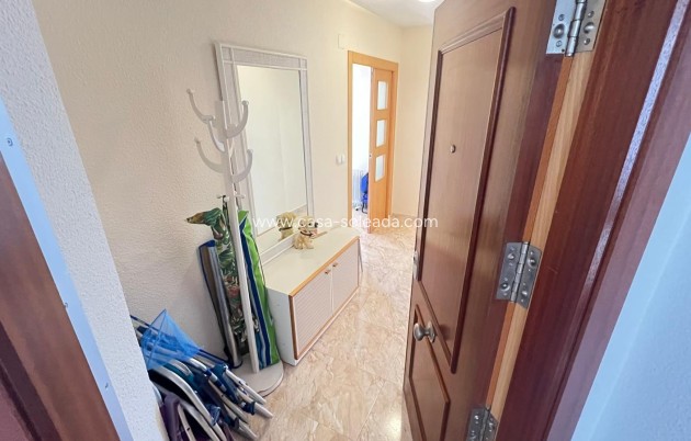 Apartment / flat - Resale - Torrevieja - Center