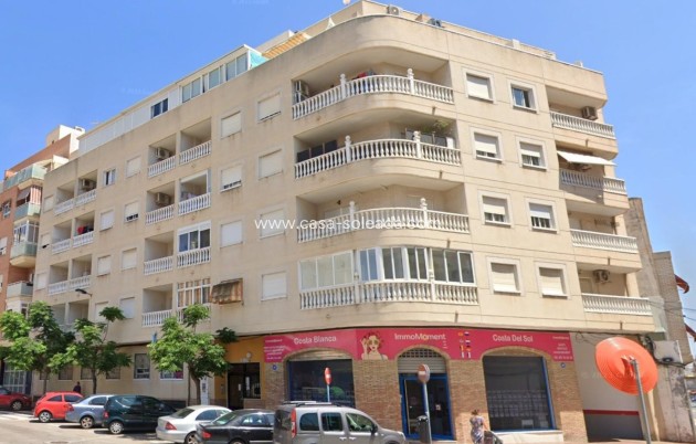 Apartment / flat - Resale - Torrevieja - Costa Blanca