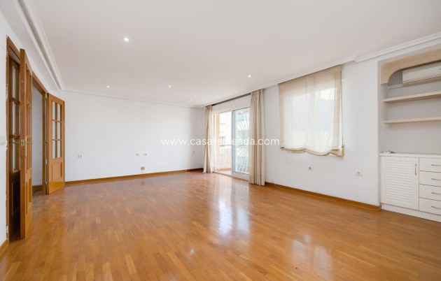 Apartment / flat - Resale - Torrevieja - Costa Blanca