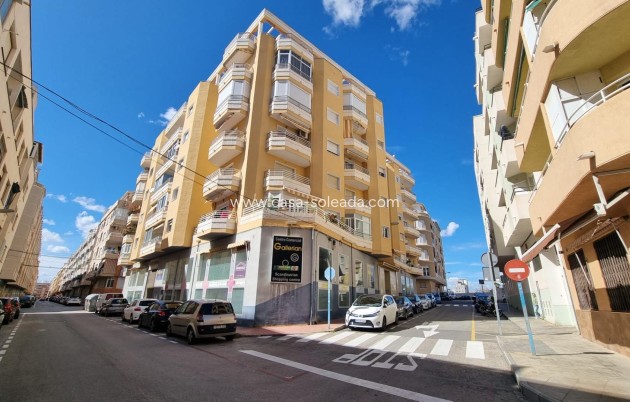 Appartement / flat - Herverkoop - Torrevieja - Habaneras