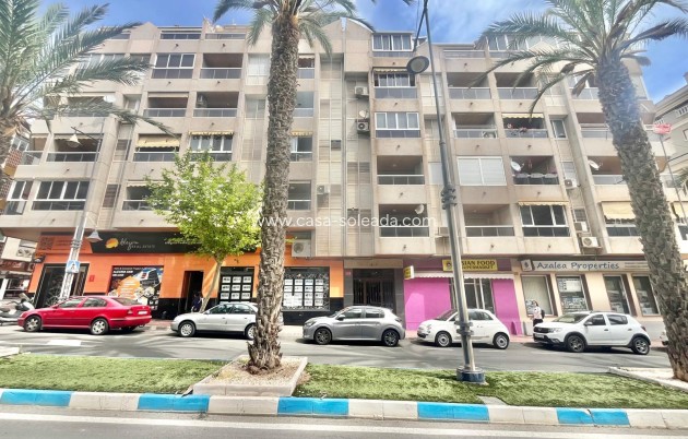 Appartement / flat - Herverkoop - Torrevieja - Habaneras
