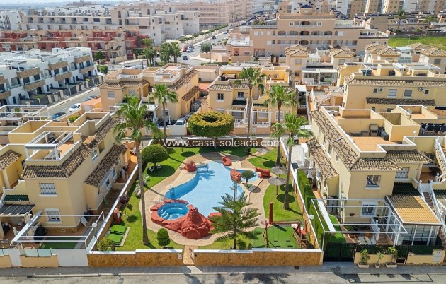 Bungalow - Wiederverkauf - Orihuela Costa - Costa Blanca