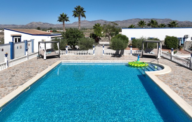 Country Property/Finca - Wiederverkauf - Crevillente - Inland