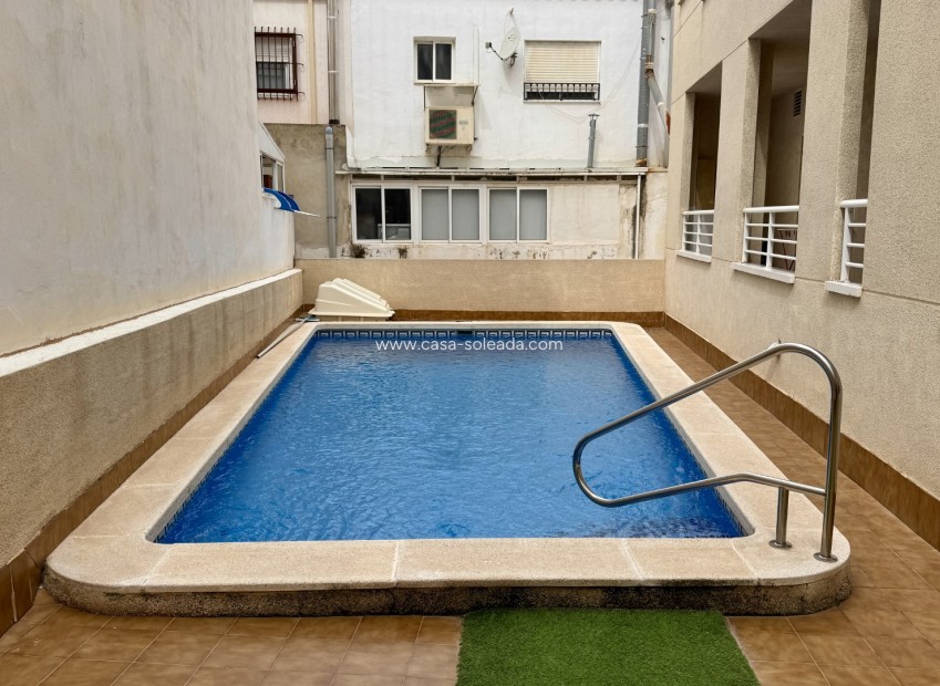 Herverkoop - Appartement / flat - Algorfa