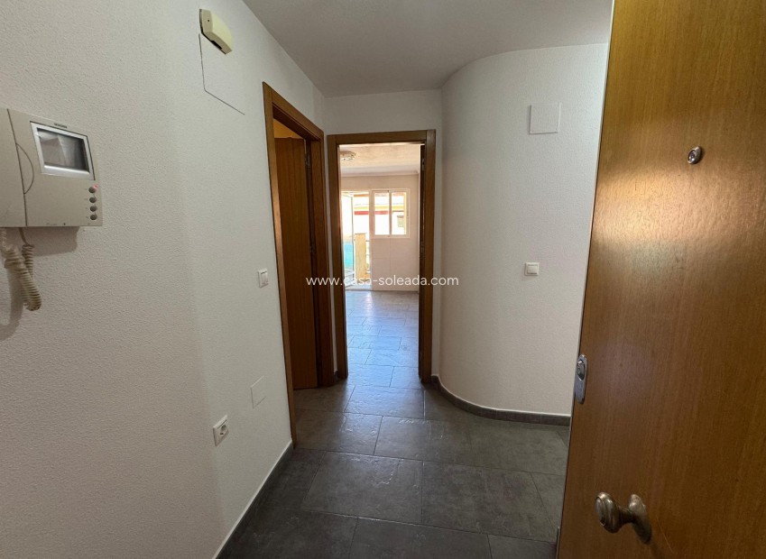 Herverkoop - Appartement / flat - Almoradí - Inland