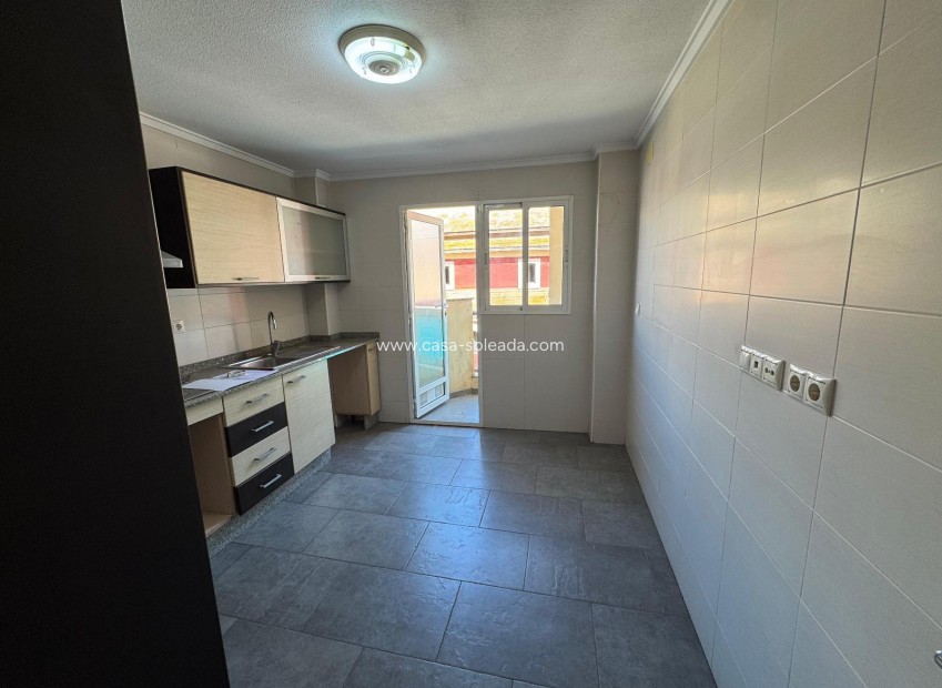 Herverkoop - Appartement / flat - Almoradí - Inland
