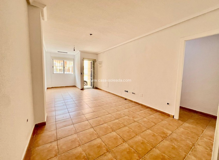 Herverkoop - Appartement / flat - Catral - Comunidad Valenciana