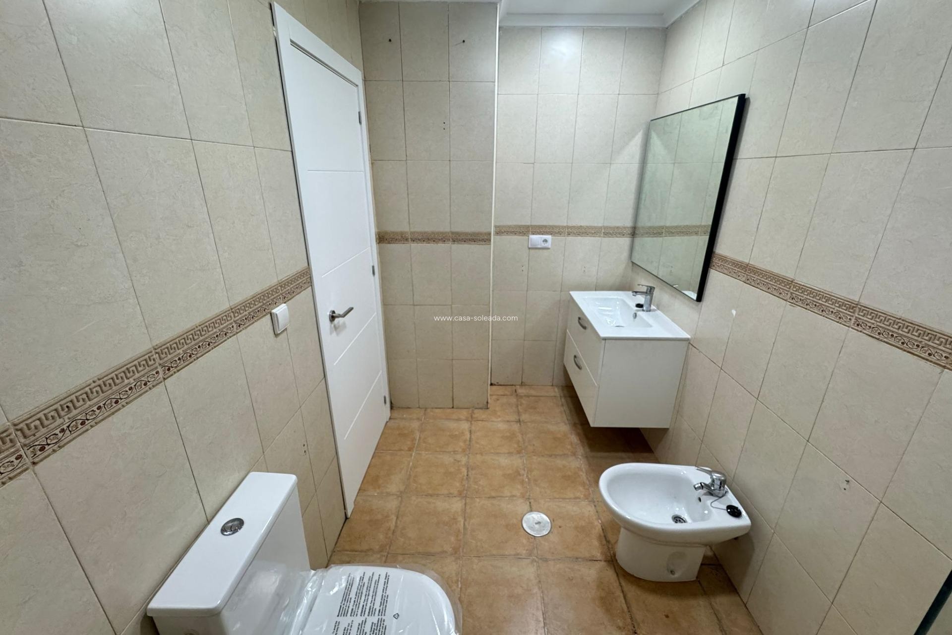 Herverkoop - Appartement / flat - Catral - Comunidad Valenciana