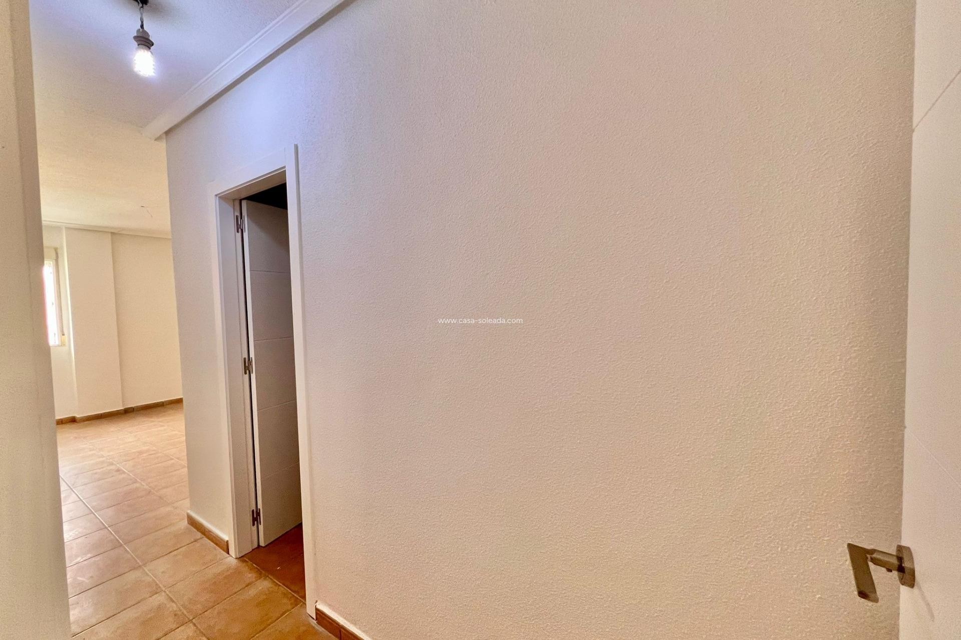Herverkoop - Appartement / flat - Catral - Comunidad Valenciana