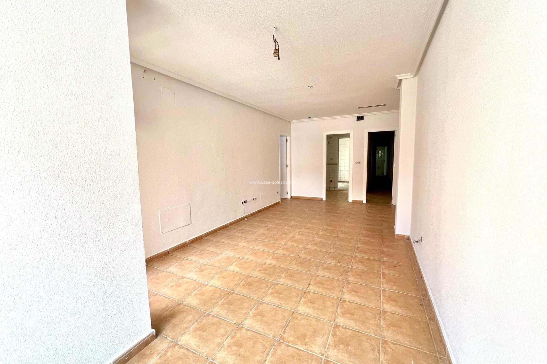 Herverkoop - Appartement / flat - Catral - Comunidad Valenciana