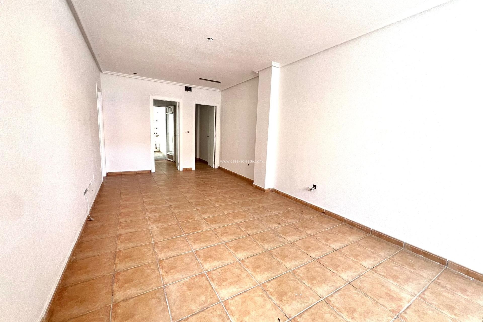 Herverkoop - Appartement / flat - Catral - Comunidad Valenciana