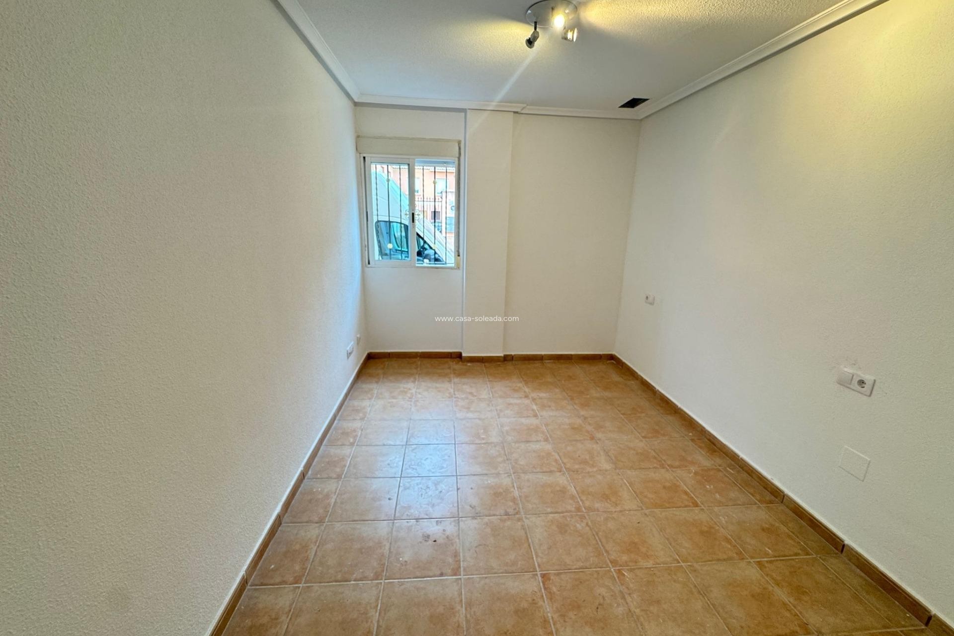 Herverkoop - Appartement / flat - Catral - Comunidad Valenciana