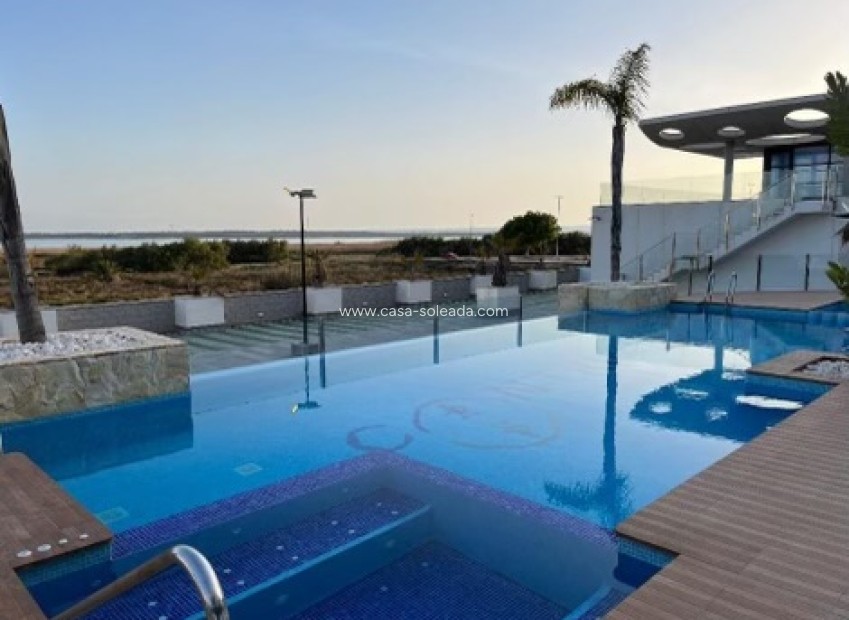 Herverkoop - Appartement / flat - El Raso - Costa Blanca