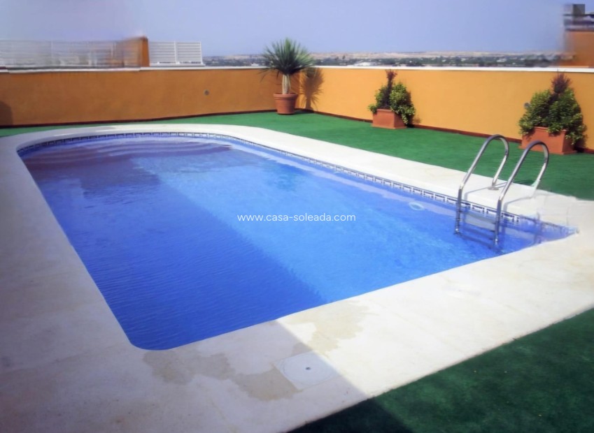 Herverkoop - Appartement / flat - Formentera de Segura - Los Palacios