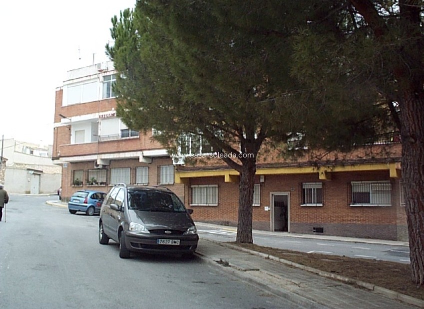Herverkoop - Appartement / flat - Pinoso - Inland