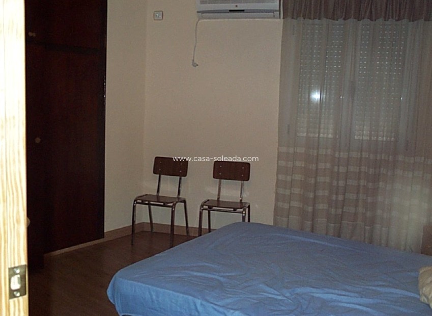 Herverkoop - Appartement / flat - Pinoso - Inland