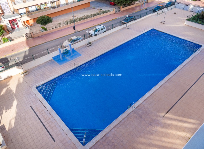 Herverkoop - Appartement / flat - Punta Prima - Beachside