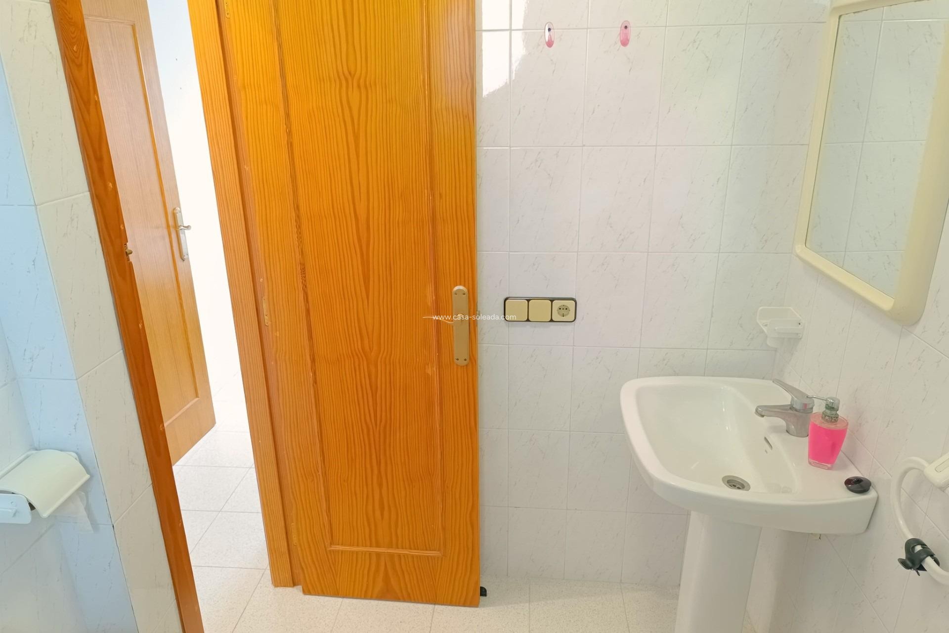 Herverkoop - Appartement / flat - Torrevieja - Acequion