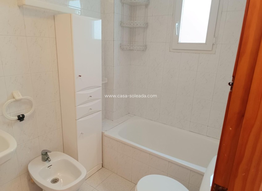 Herverkoop - Appartement / flat - Torrevieja - Acequion