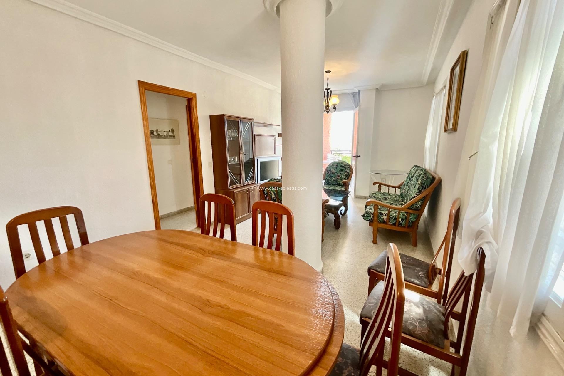 Herverkoop - Appartement / flat - Torrevieja - Acequion