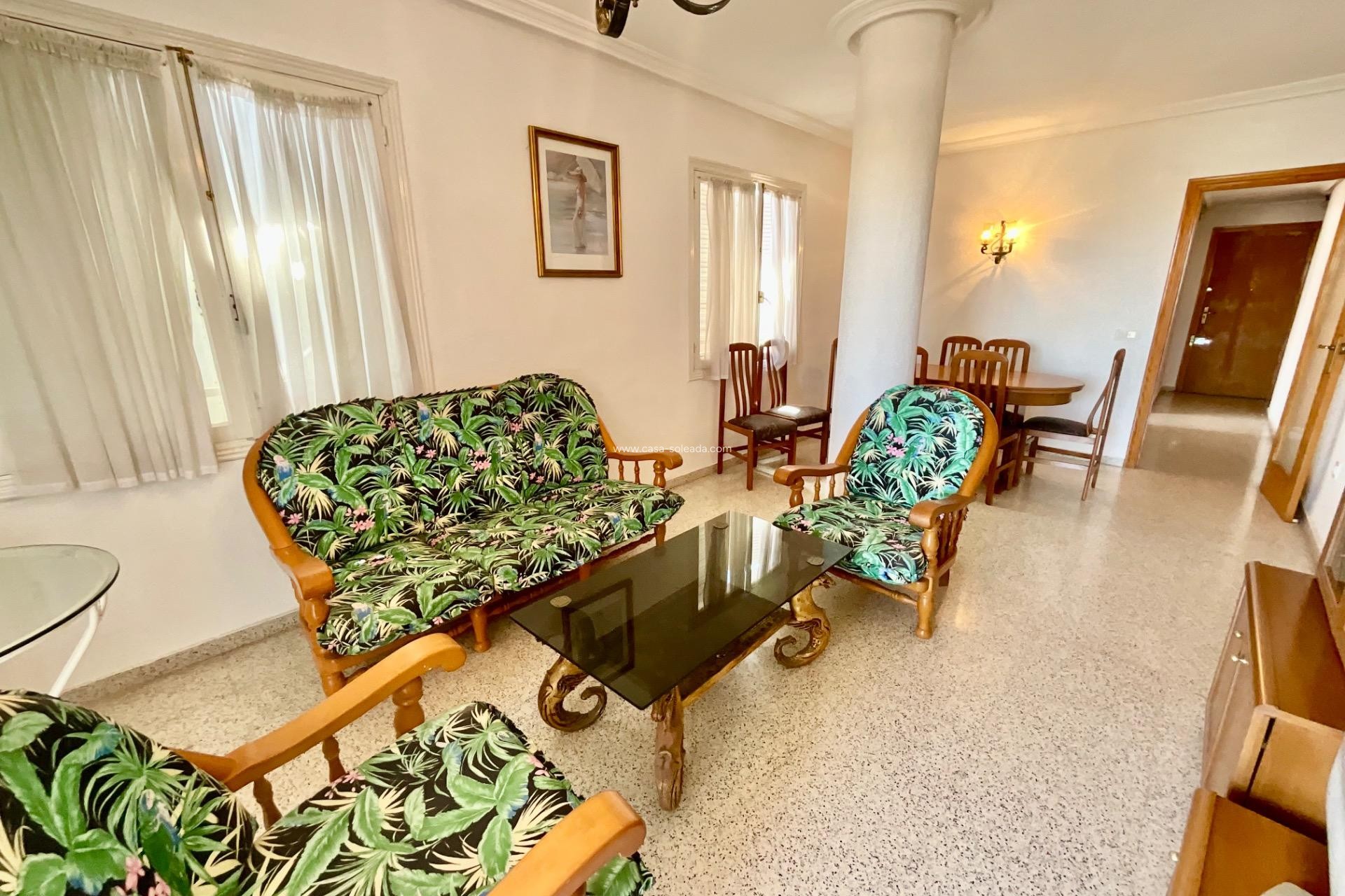 Herverkoop - Appartement / flat - Torrevieja - Acequion