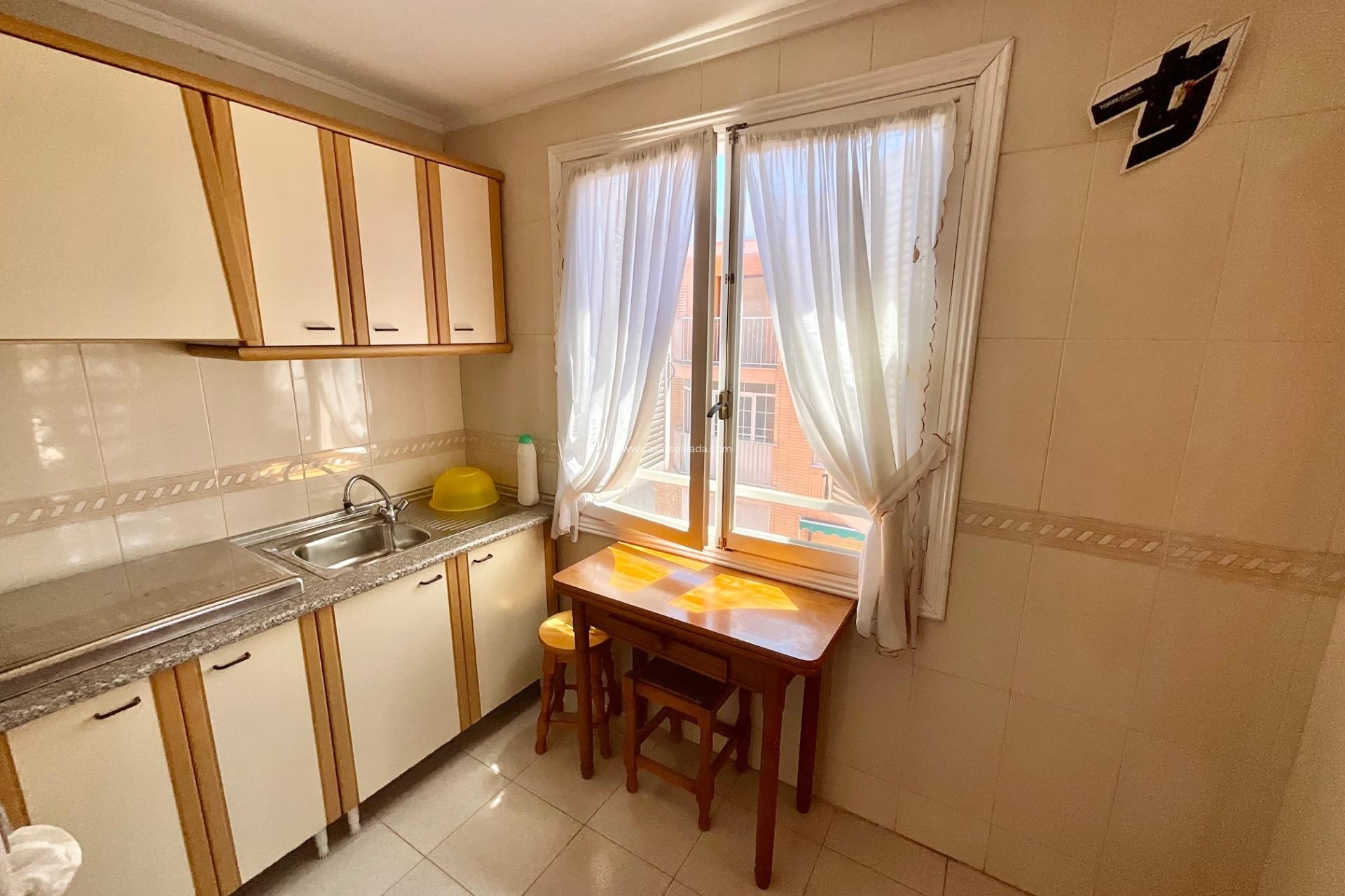 Herverkoop - Appartement / flat - Torrevieja - Acequion