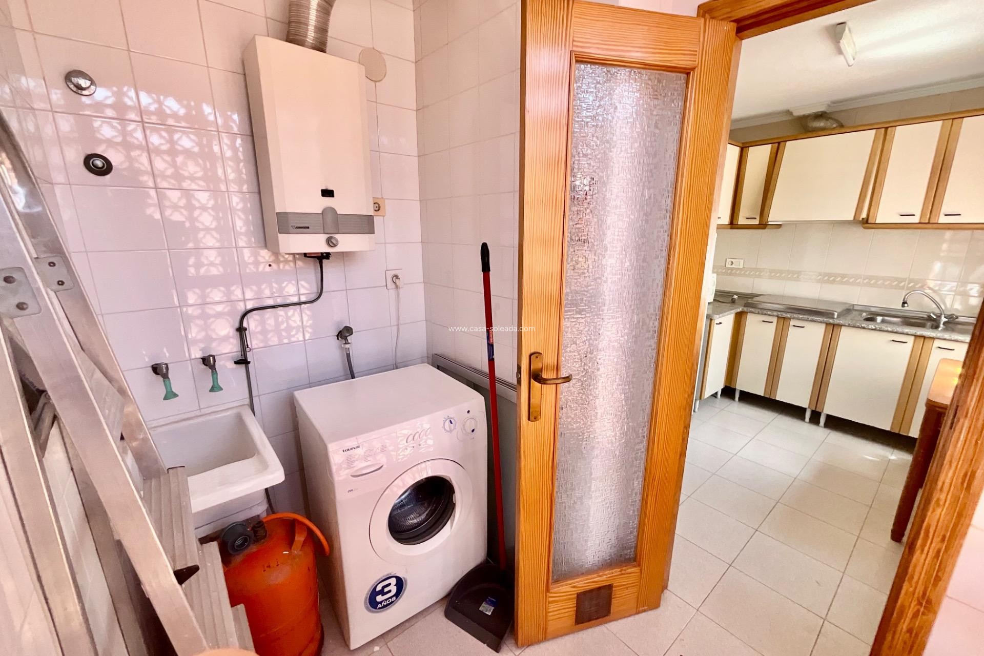 Herverkoop - Appartement / flat - Torrevieja - Acequion