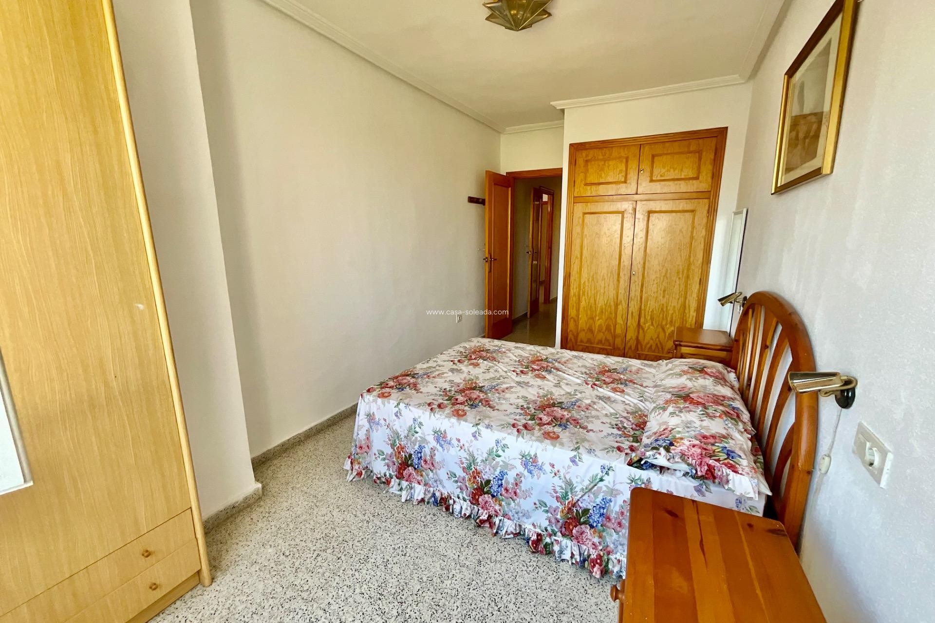 Herverkoop - Appartement / flat - Torrevieja - Acequion