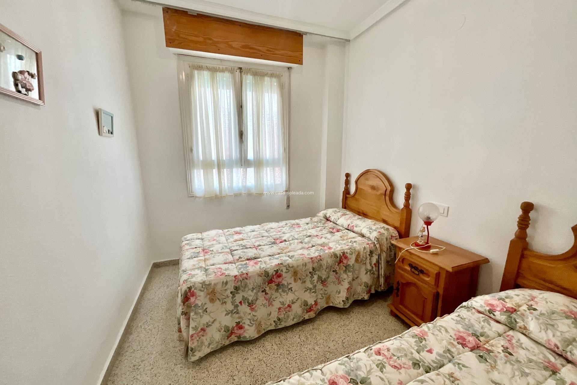 Herverkoop - Appartement / flat - Torrevieja - Acequion