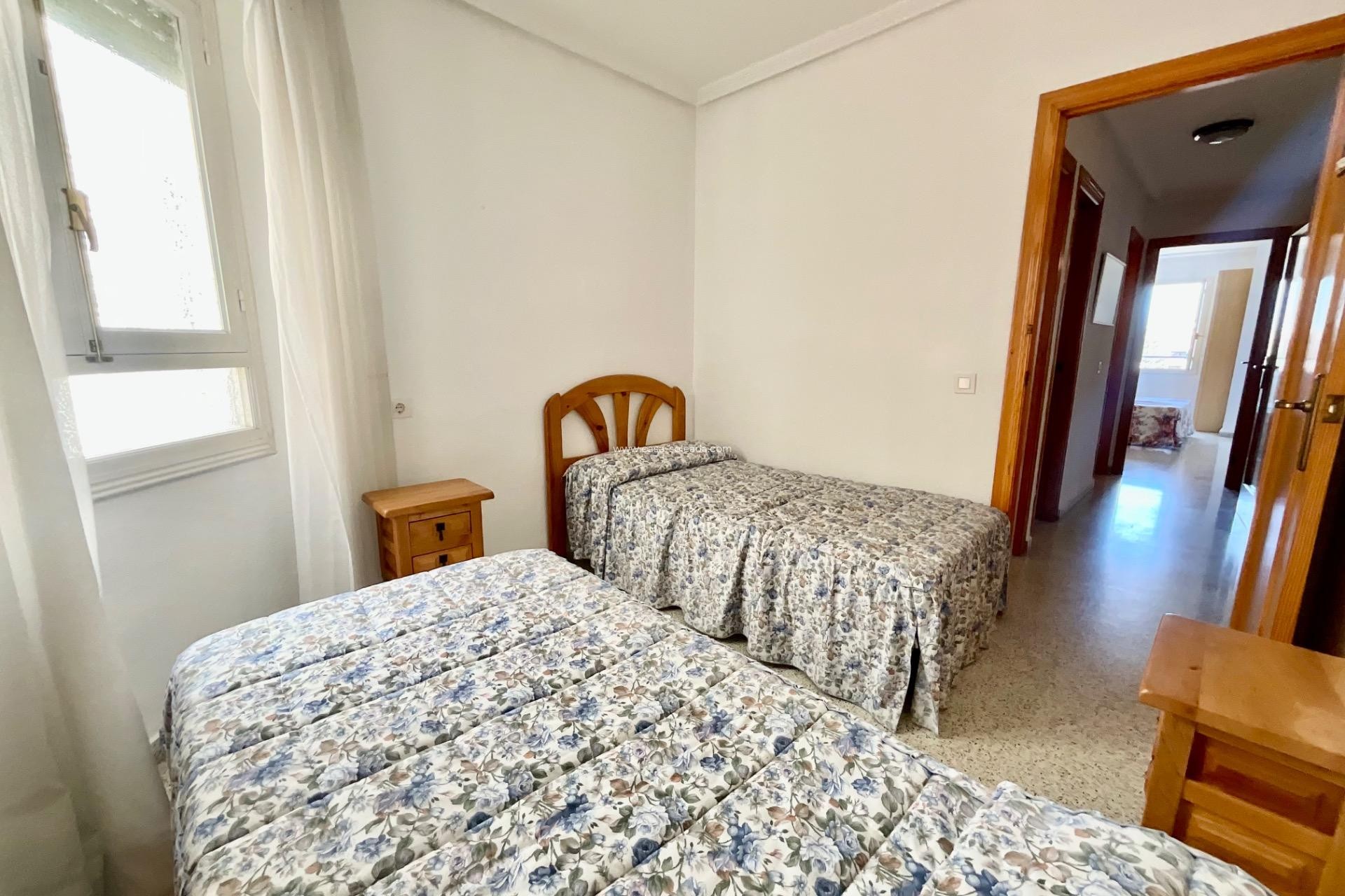 Herverkoop - Appartement / flat - Torrevieja - Acequion