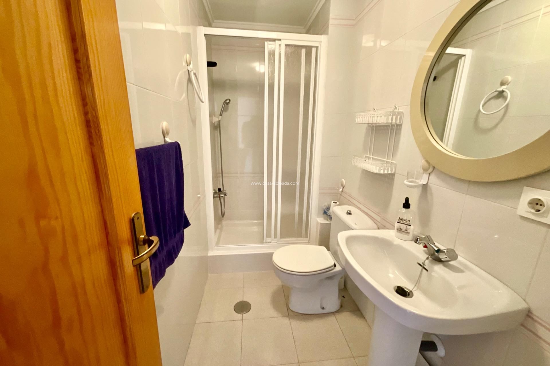 Herverkoop - Appartement / flat - Torrevieja - Acequion