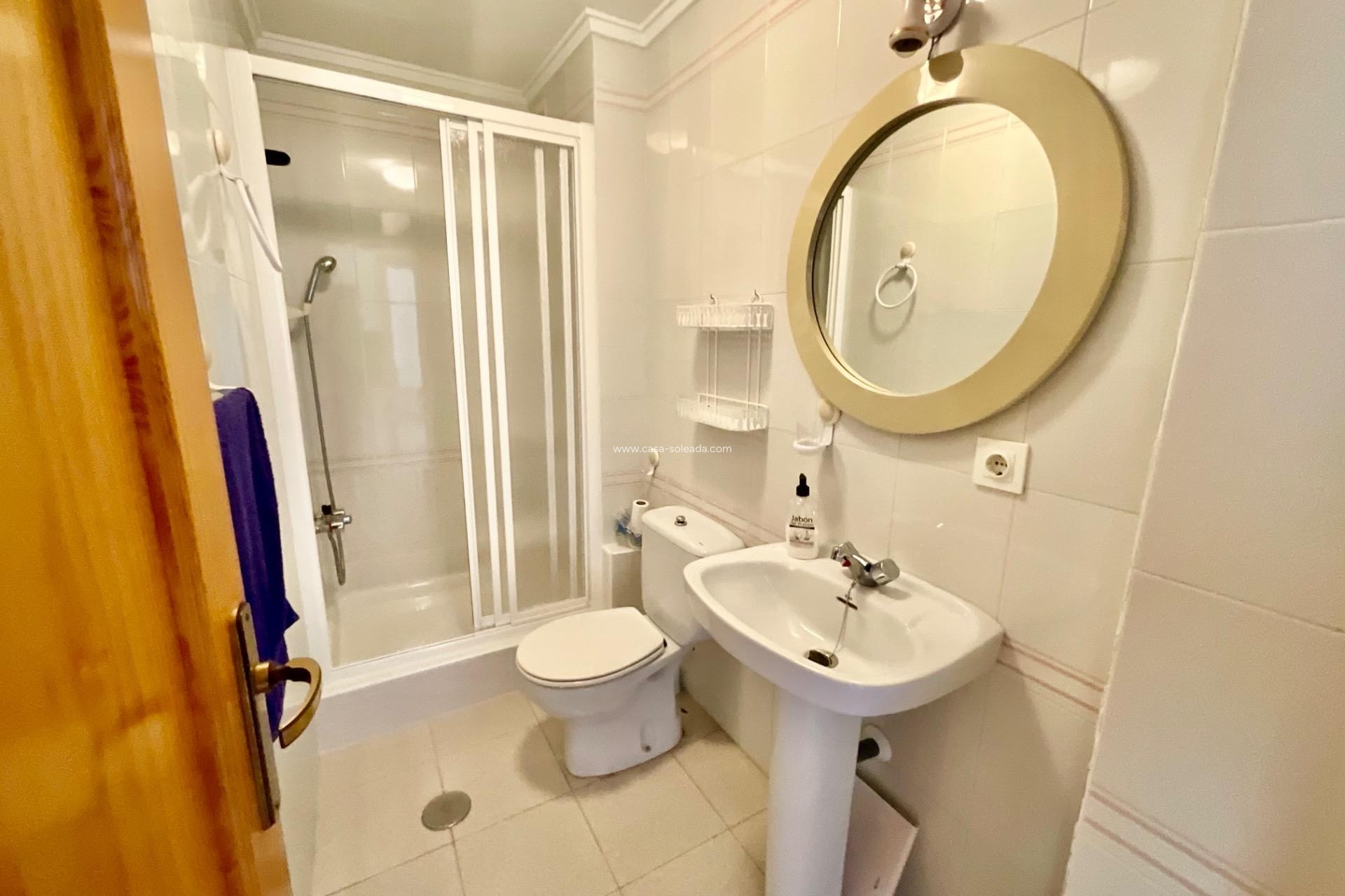 Herverkoop - Appartement / flat - Torrevieja - Acequion
