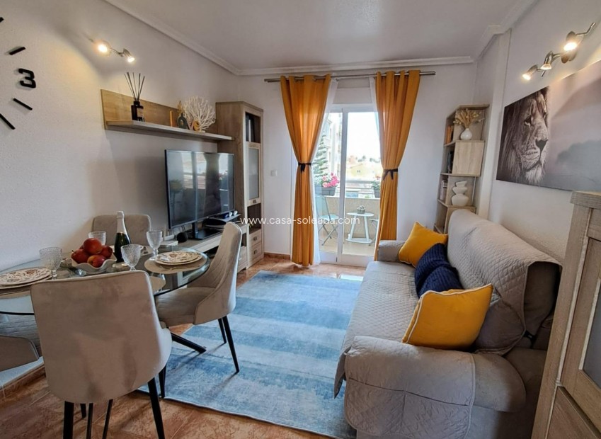 Herverkoop - Appartement / flat - Torrevieja - Aguas nuevas