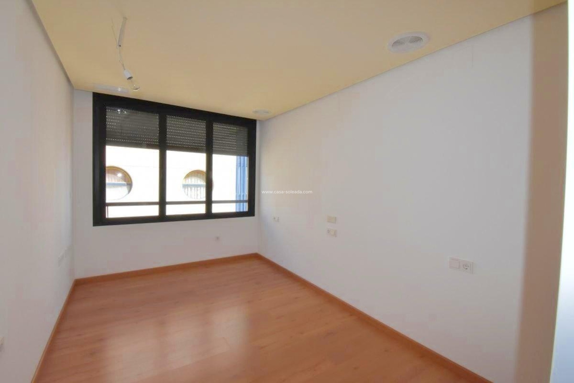 Herverkoop - Appartement / flat - Torrevieja - Centro - Muelle Pesquero