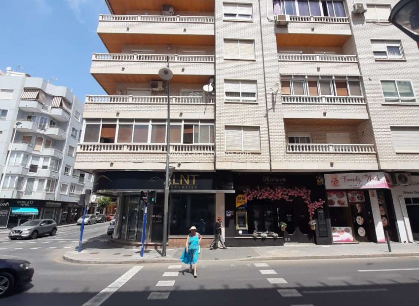 Herverkoop - Appartement / flat - Torrevieja - Costa Blanca