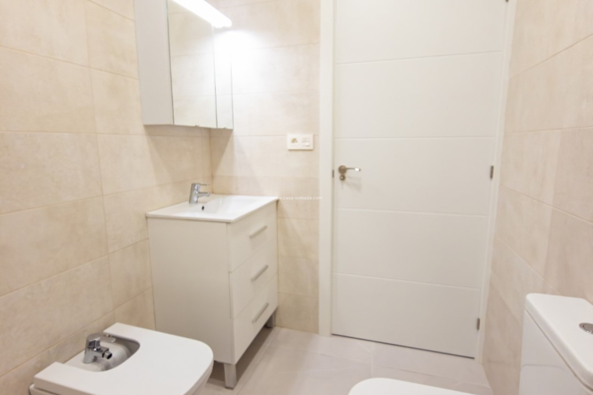 Herverkoop - Appartement / flat - Torrevieja - El Acequión - Los Náufragos