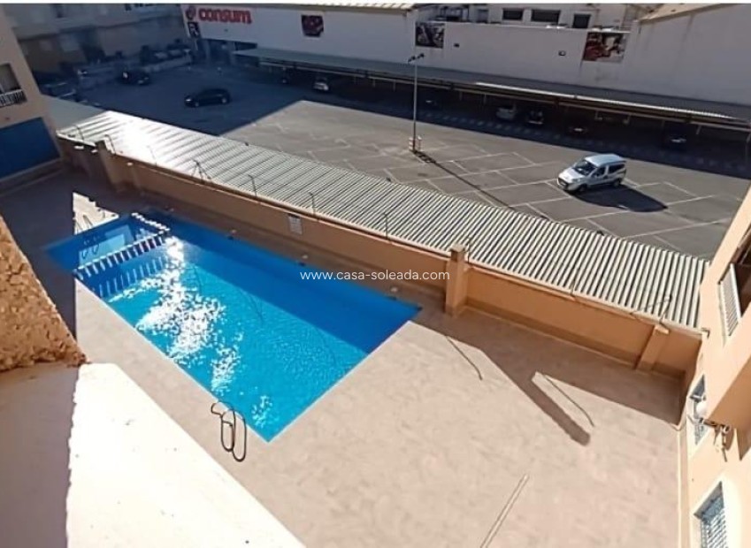 Herverkoop - Appartement / flat - Torrevieja - El Molino