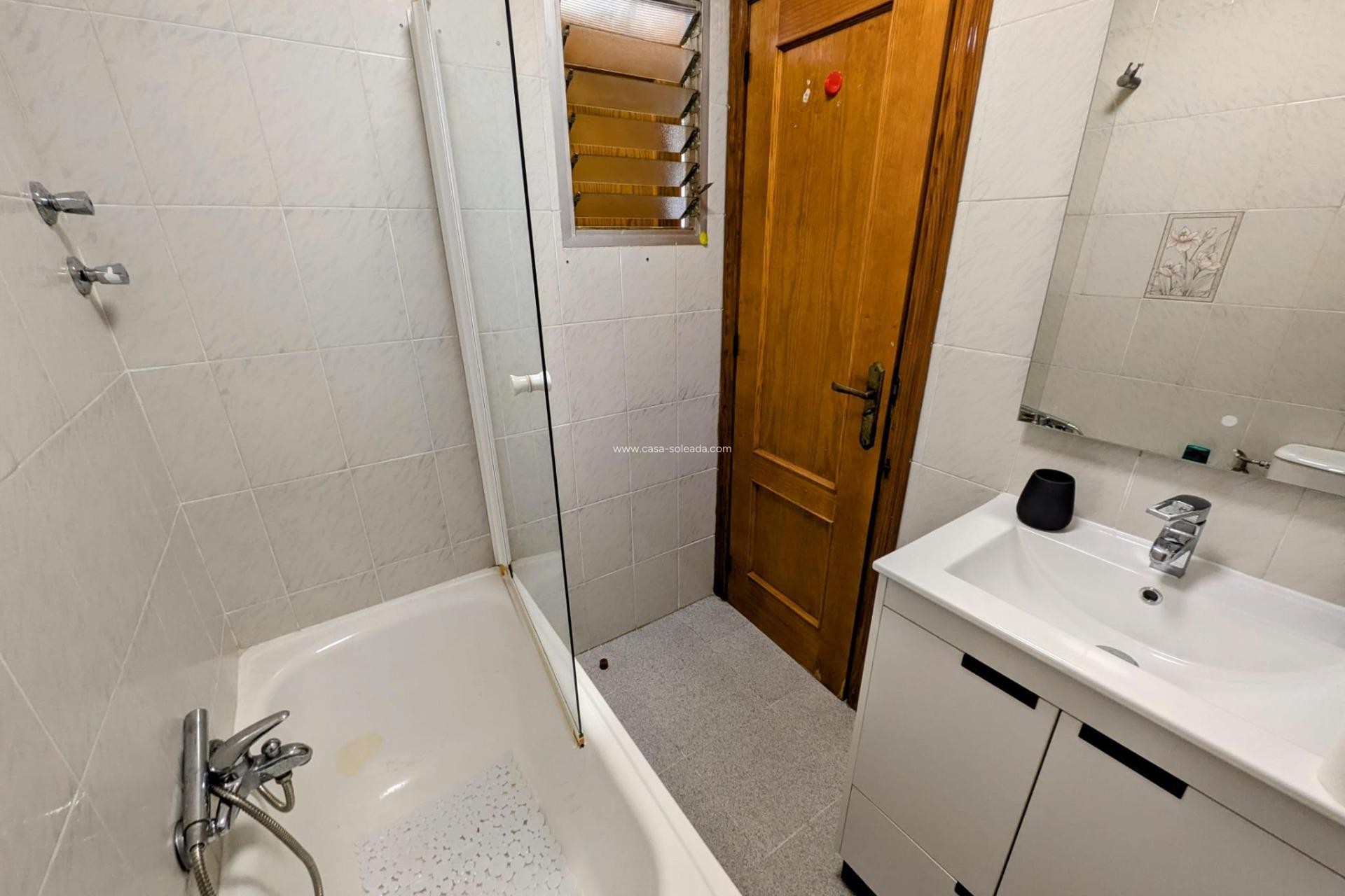 Herverkoop - Appartement / flat - Torrevieja - Estacion Autobuses
