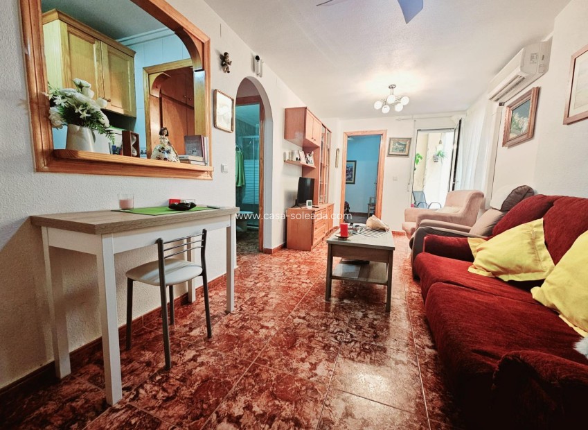 Herverkoop - Appartement / flat - Torrevieja - Estacion Autobuses