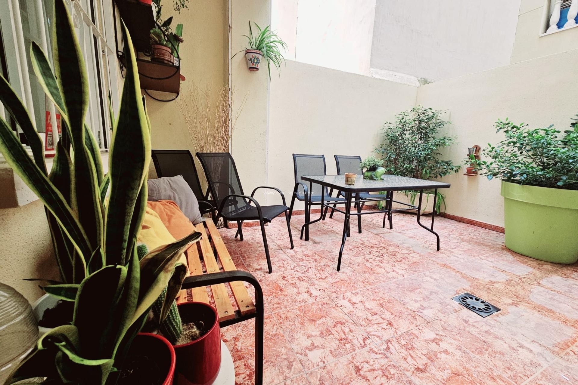 Herverkoop - Appartement / flat - Torrevieja - Estacion Autobuses