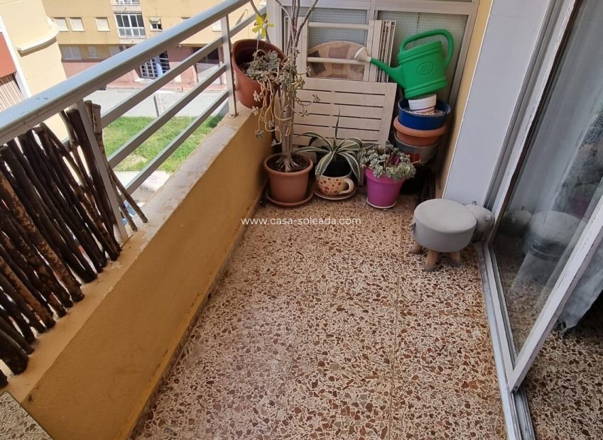 Herverkoop - Appartement / flat - Torrevieja - Habaneras