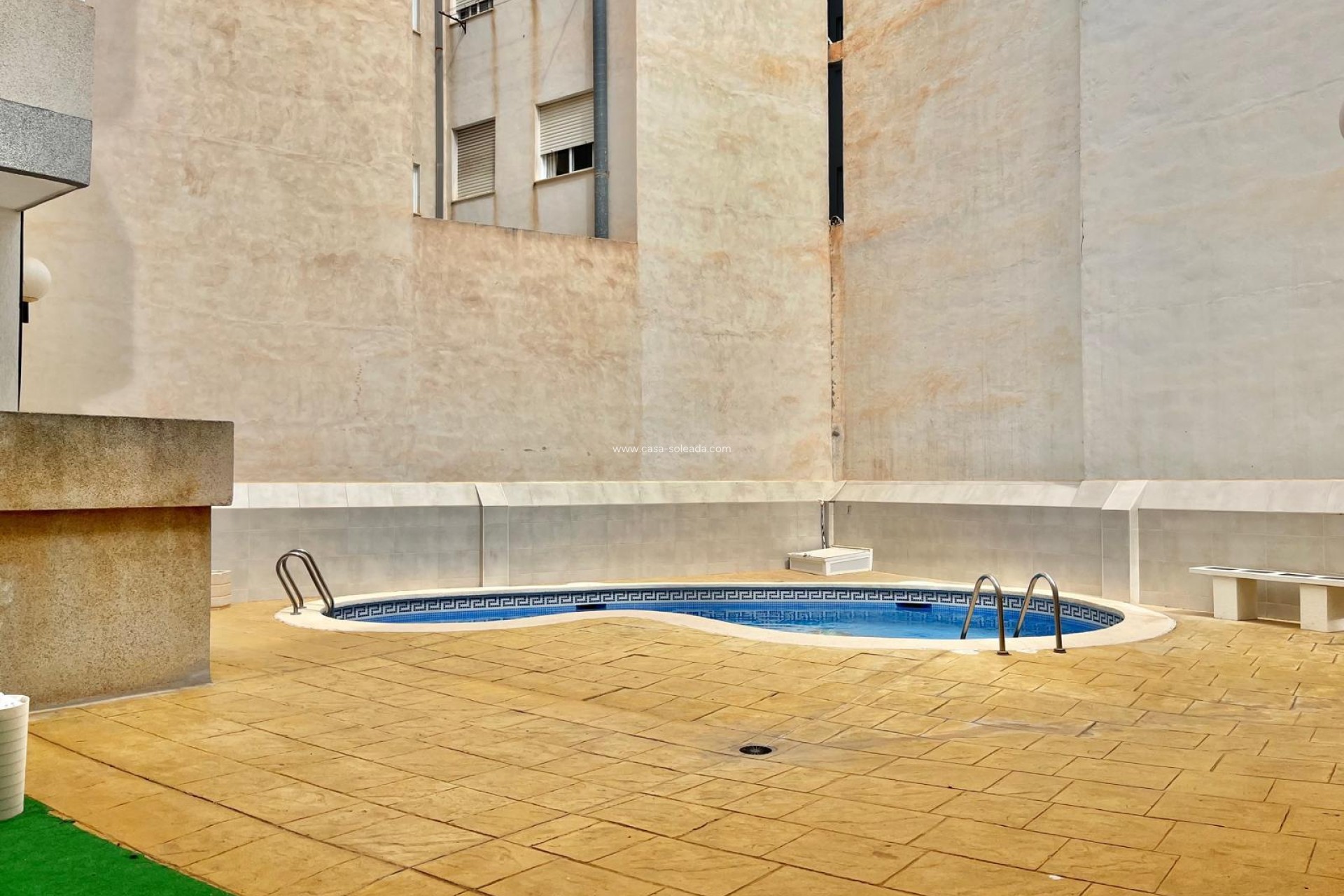 Herverkoop - Appartement / flat - Torrevieja - Habaneras