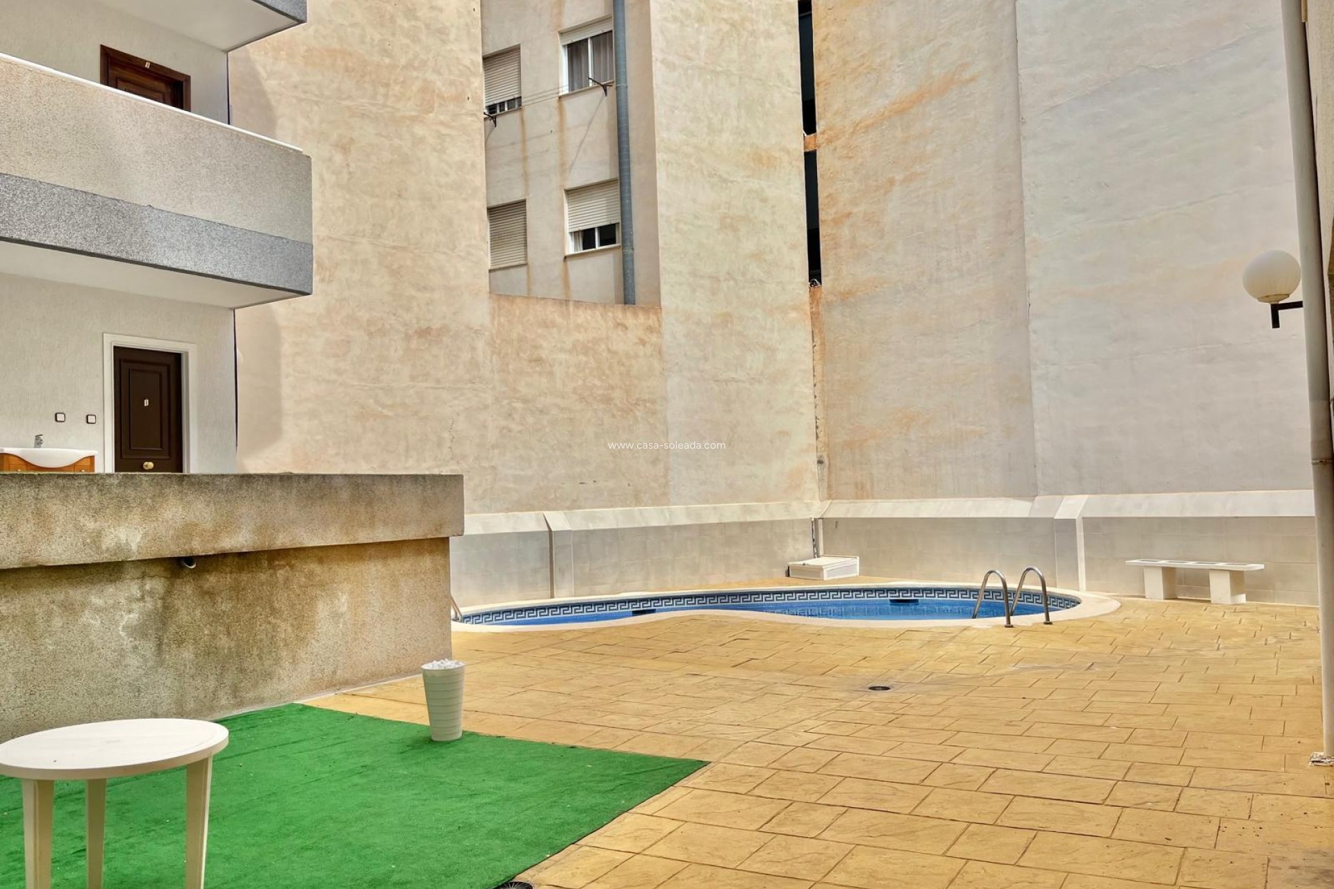 Herverkoop - Appartement / flat - Torrevieja - Habaneras