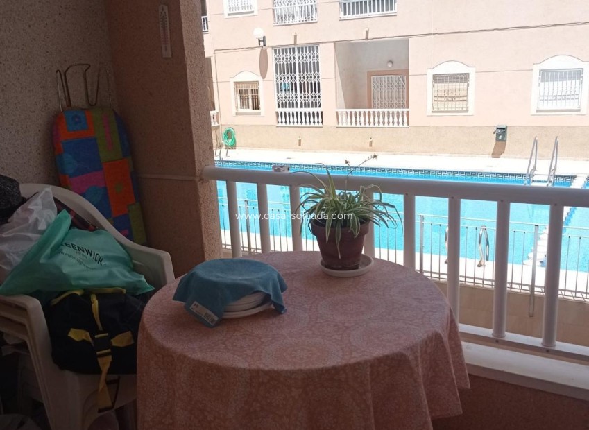 Herverkoop - Appartement / flat - Torrevieja - Habaneras